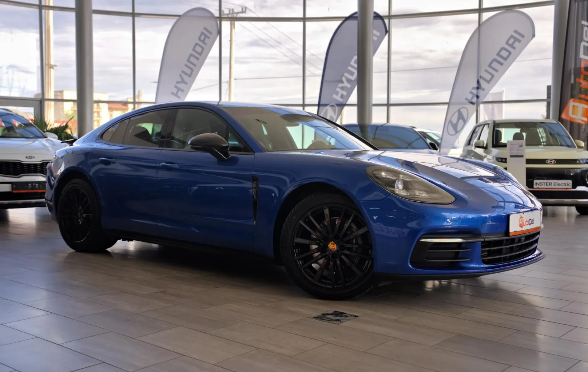 Porsche Panamera 4