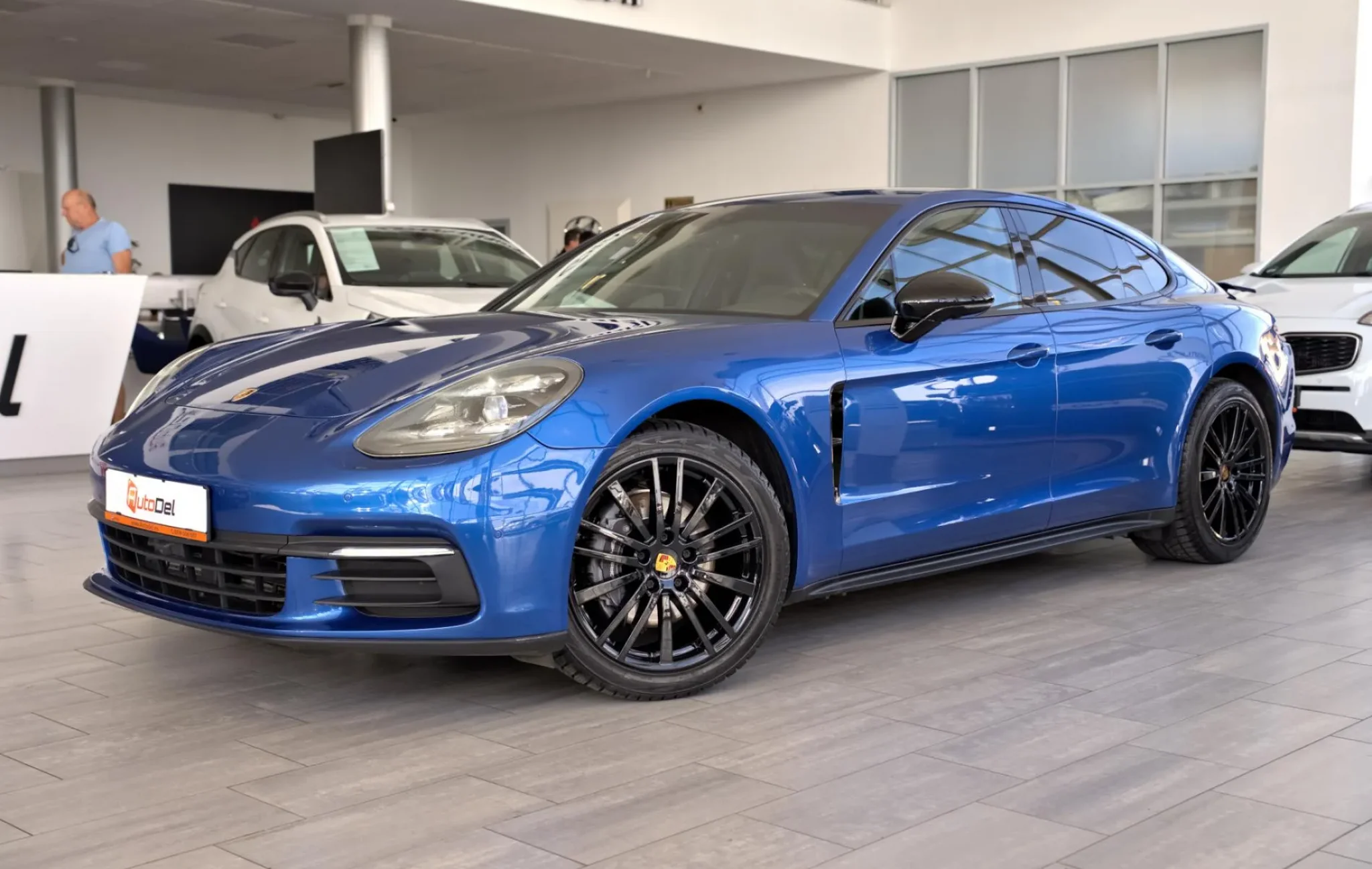 Porsche Panamera 4 — poza 3