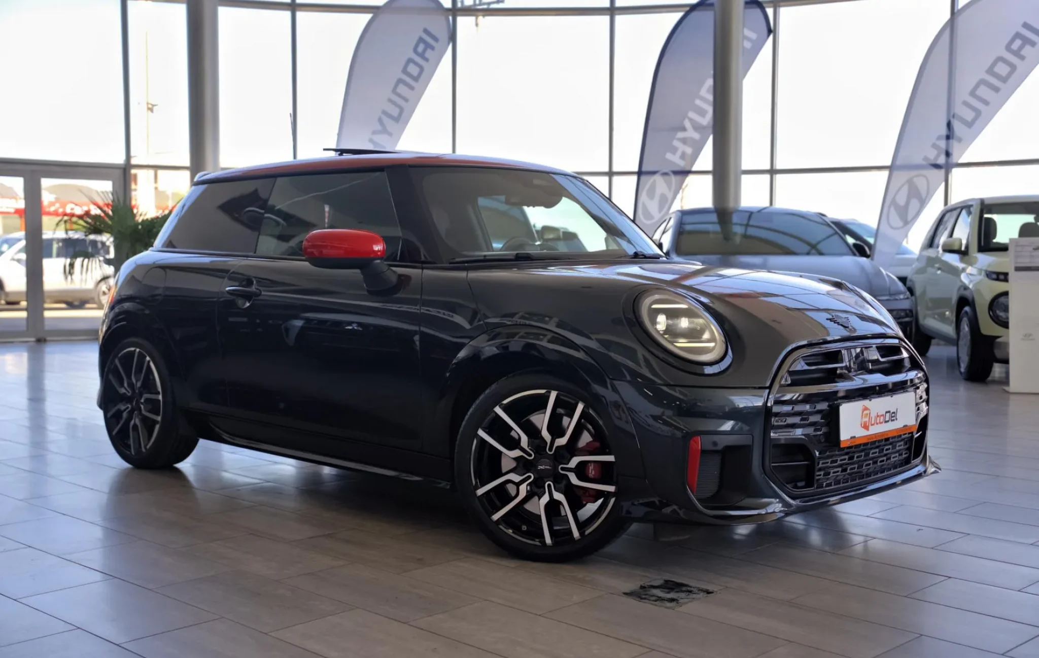 Mini Cooper John Cooper Works (JCK)