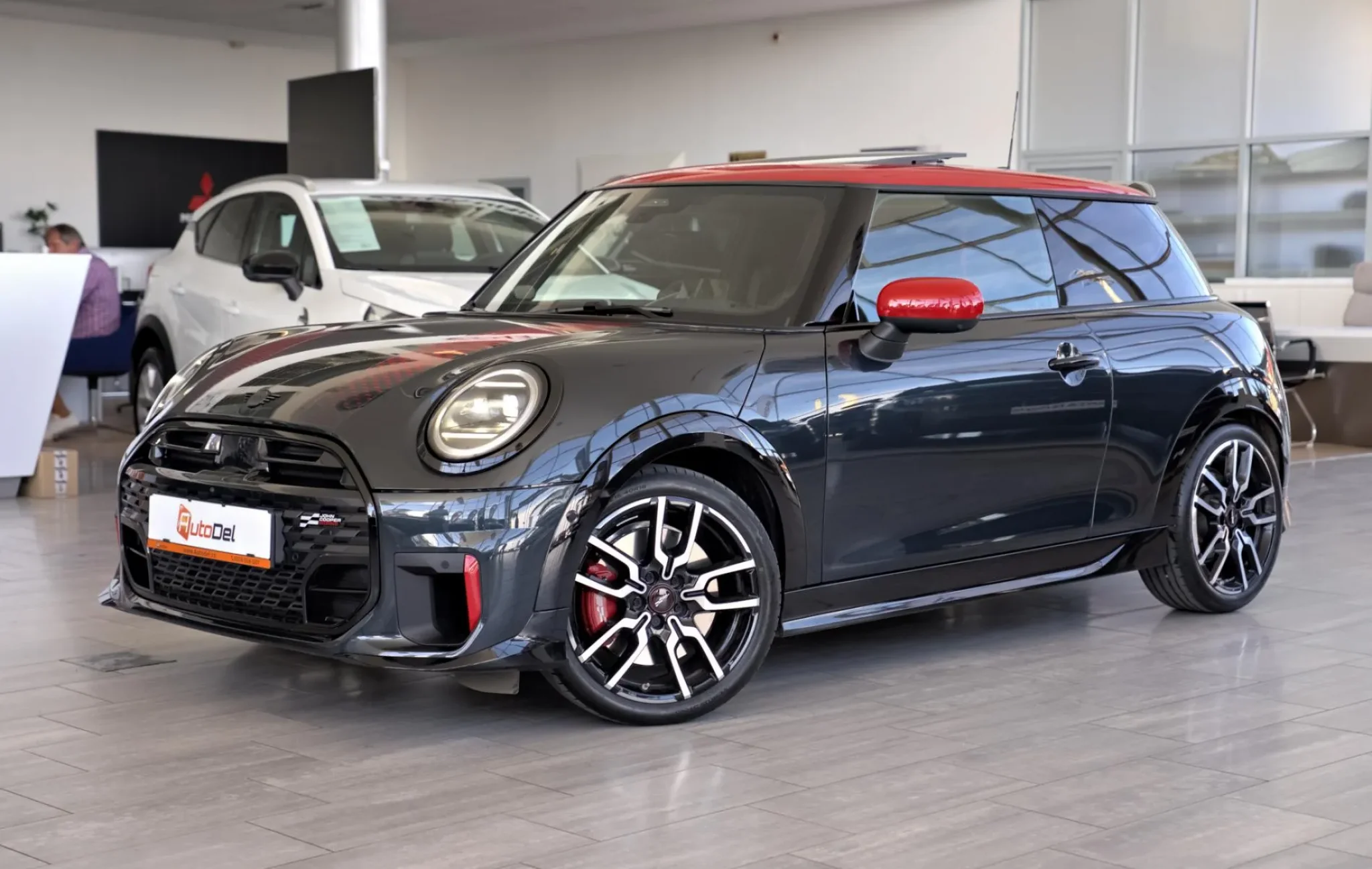 Mini Cooper John Cooper Works (JCK) — poza 3