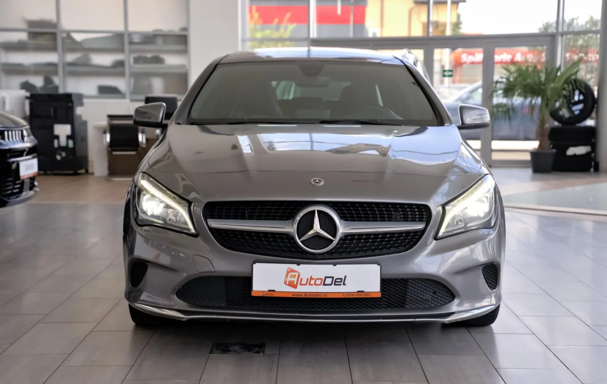 Mercedes-Benz Cla-Class 200D — poza 2