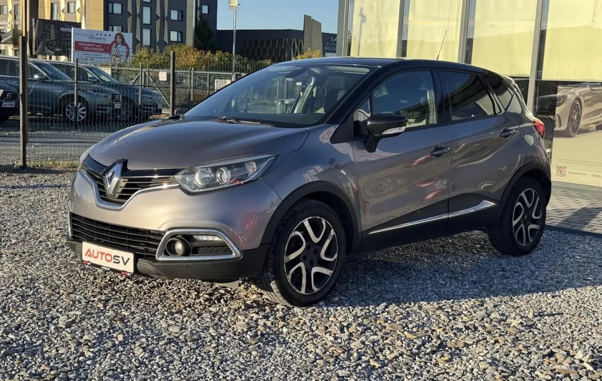Renault Captur 1.2 Tce - Automat — poza 3