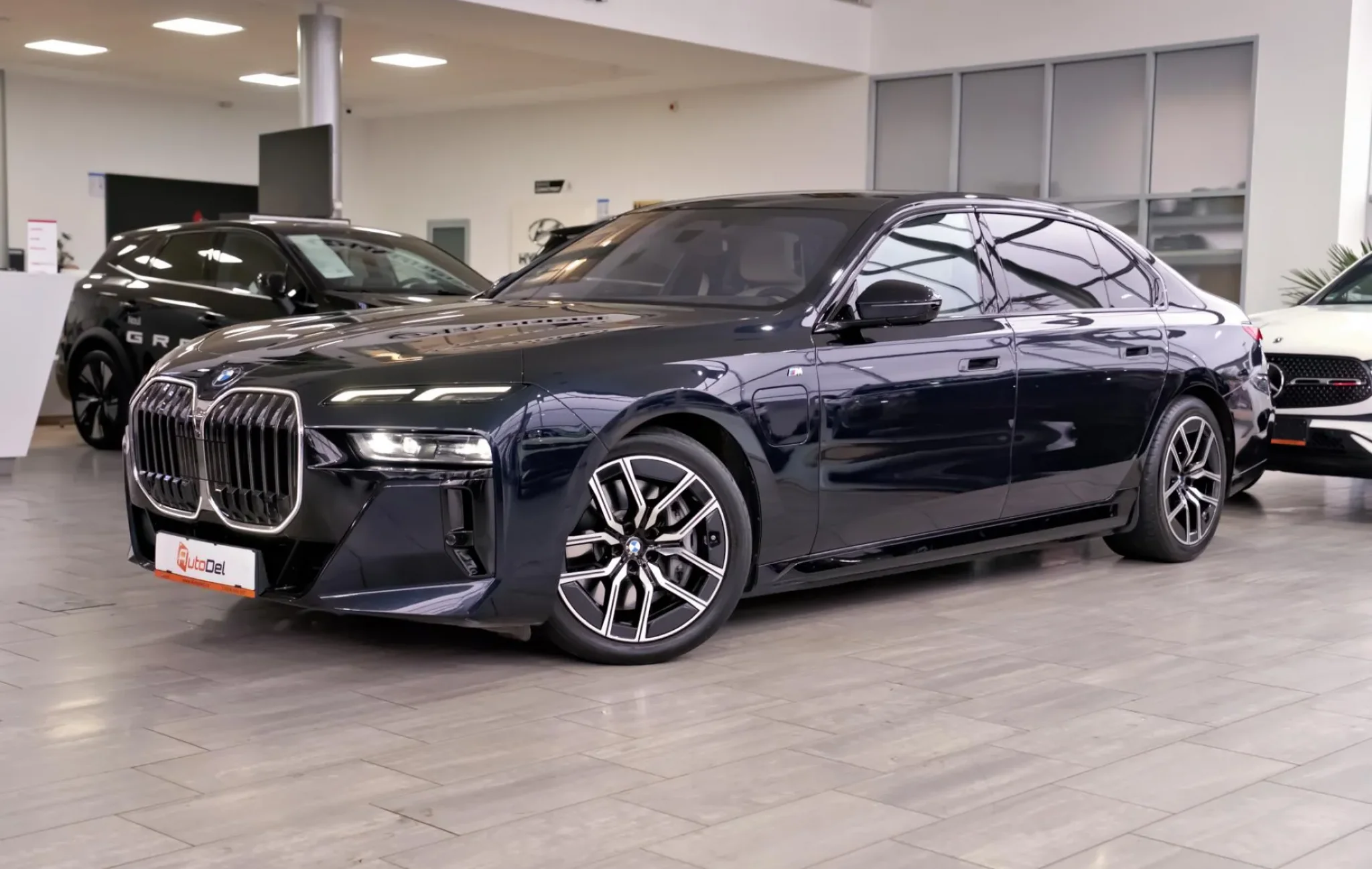 BMW Seria 7 750e — poza 3