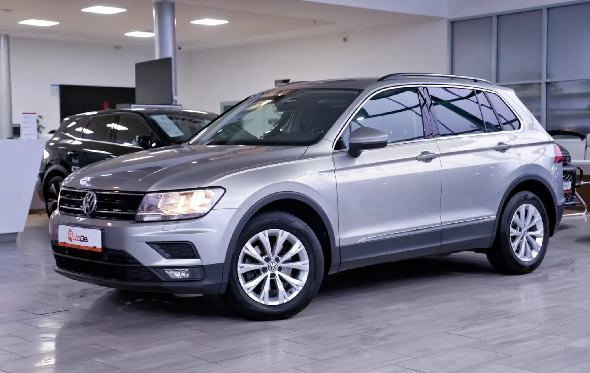 Volkswagen Tiguan 2.0 TDI — poza 3