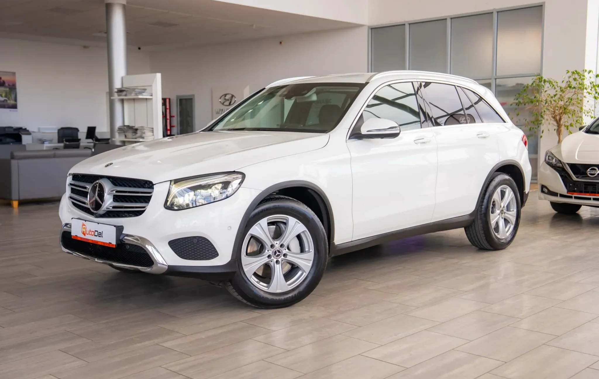 Mercedes-Benz V 300 d L 4M AMG 360° NIGHT DIST STANDH AHK — poza 3