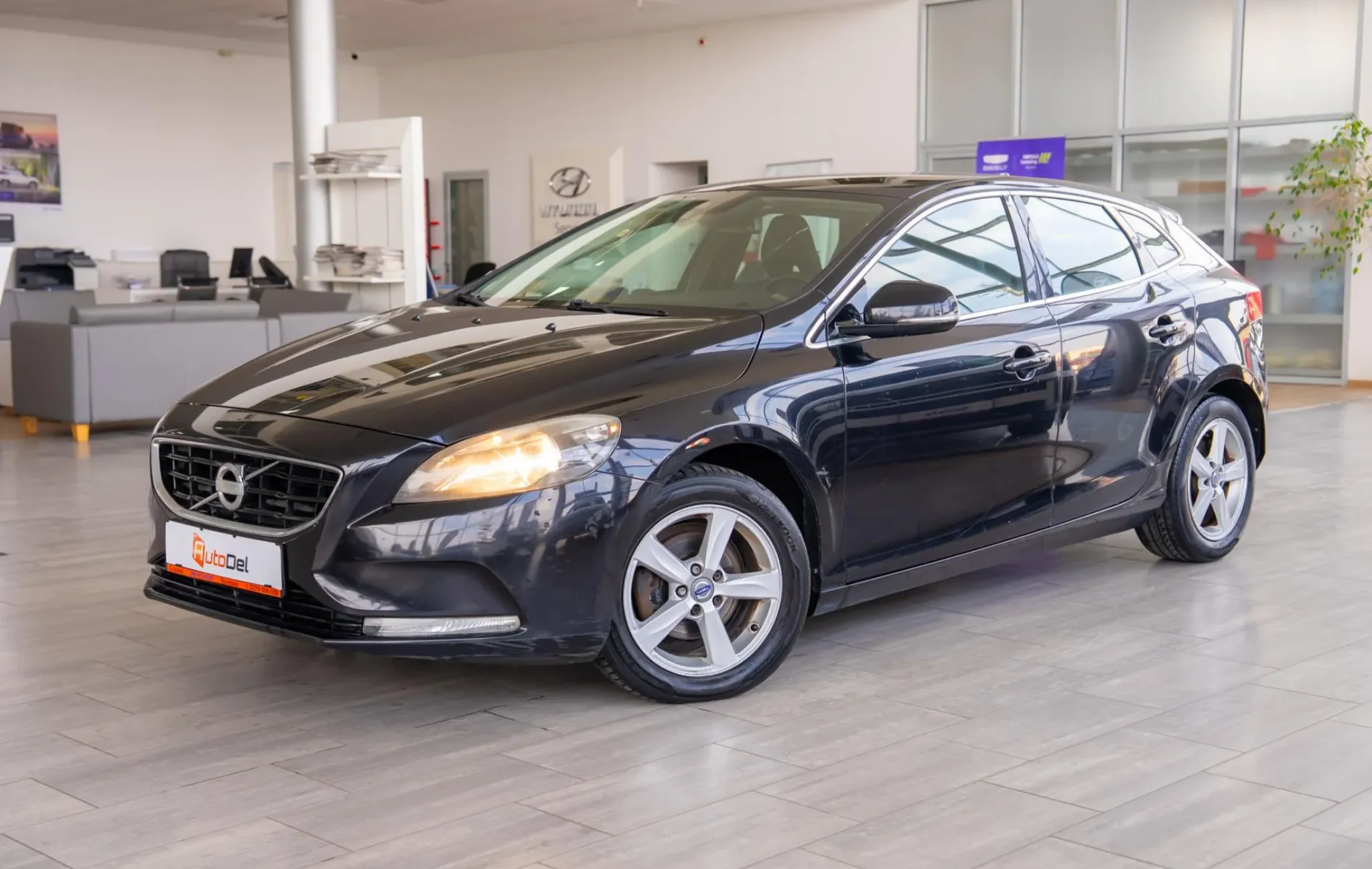 Volvo V40 1.6 D2 — poza 3