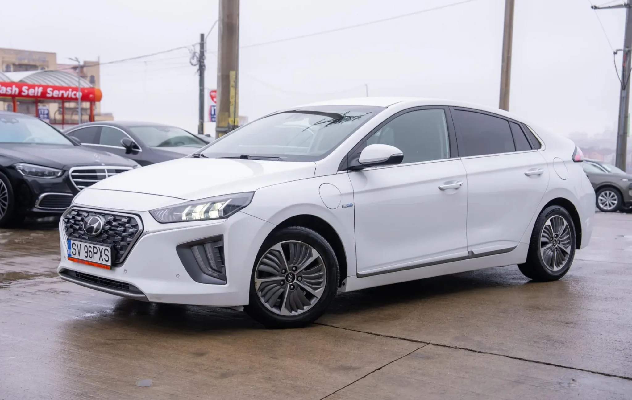 Hyundai Ioniq 1.6 Plug-in Hybrid DCT "Executive" — poza 3
