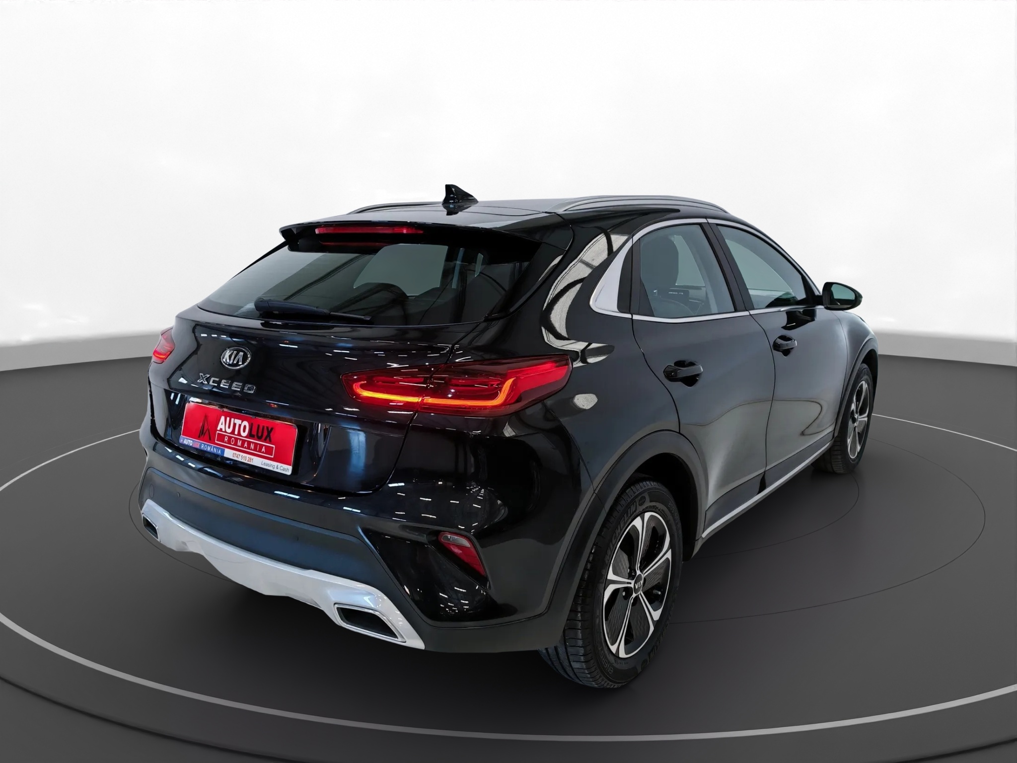 Kia Xceed 1.6 GDI 6DCT PHEV Vision — poza 3