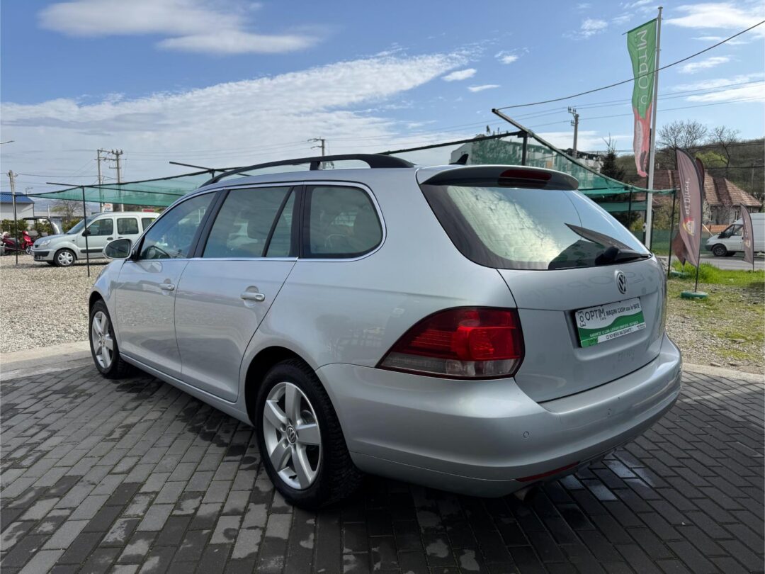 Volkswagen Golf 6 1.6 diesel 105 CP — poza 3