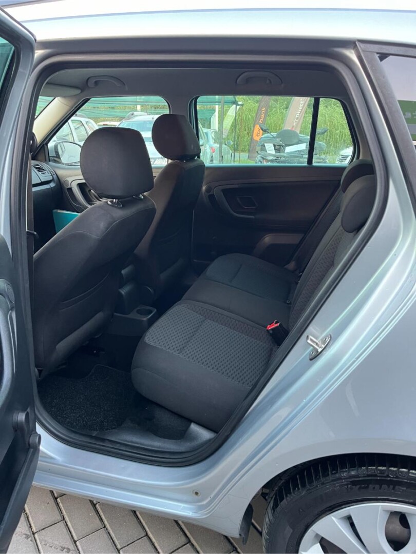 Skoda Fabia 1.2 diesel 75 CP — poza 3