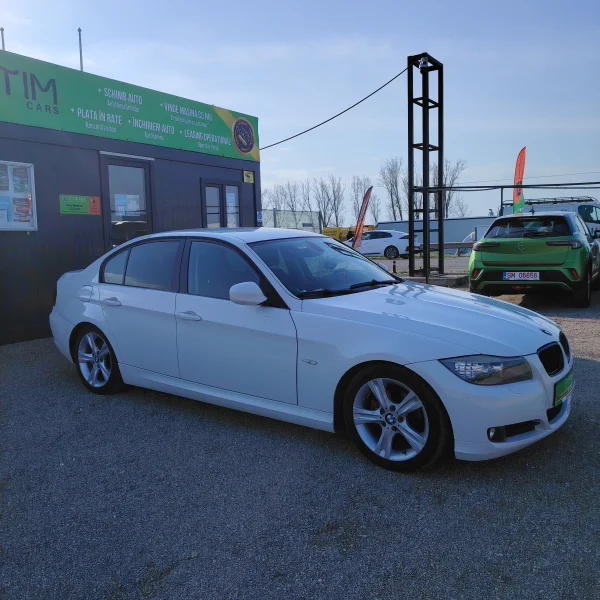 BMW Seria 3 2.0 Benzină, 143 CP