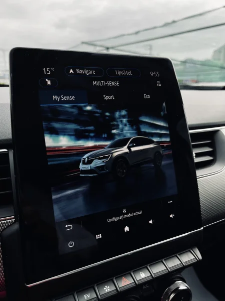 Renault Arkana 1.6 Benzina + Hybrid, 143 CP — poza 3