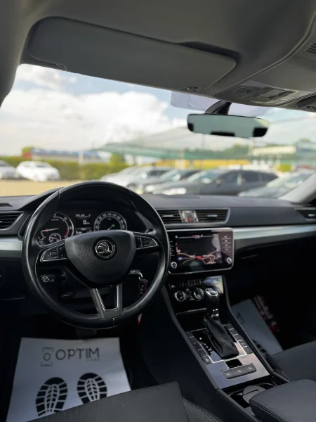 Skoda Superb 1.6 Diesel, 120 CP — poza 2