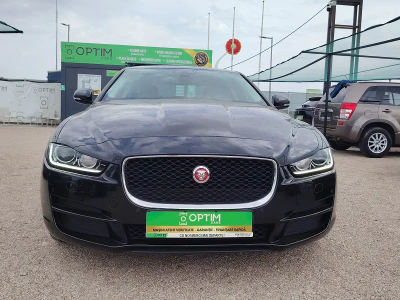 Jaguar Xe 2.0 DIESEL — poza 2