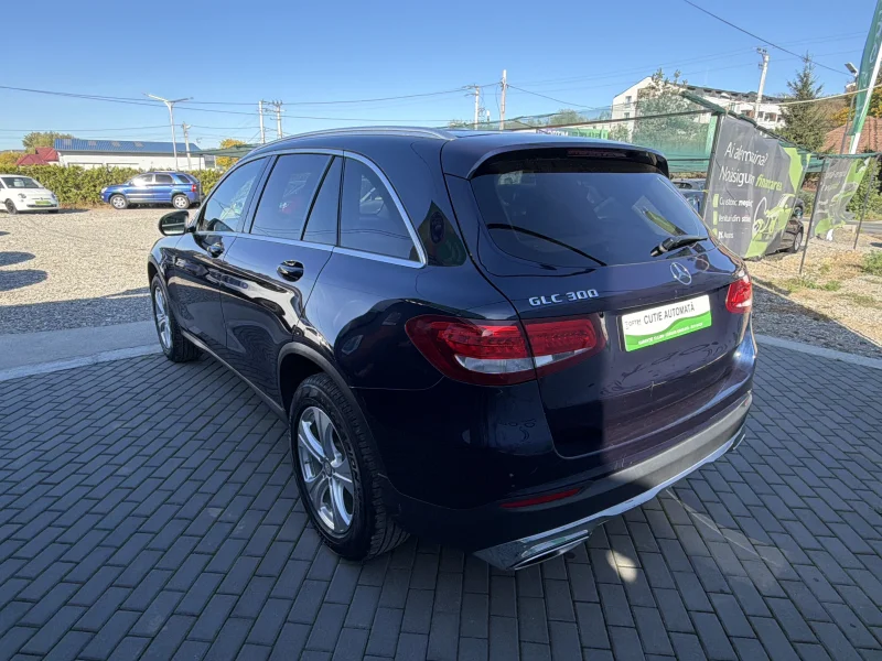 Mercedes-Benz GLC 300 — poza 3