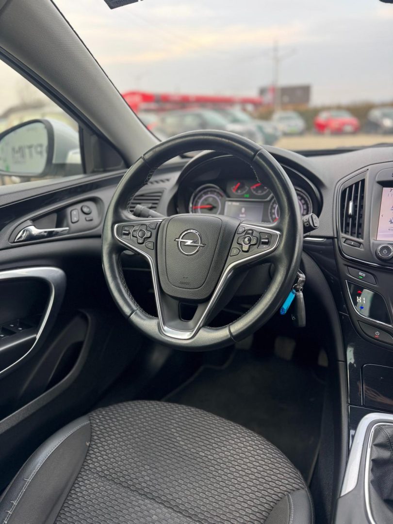Opel Insignia 2.0 diesel — poza 3