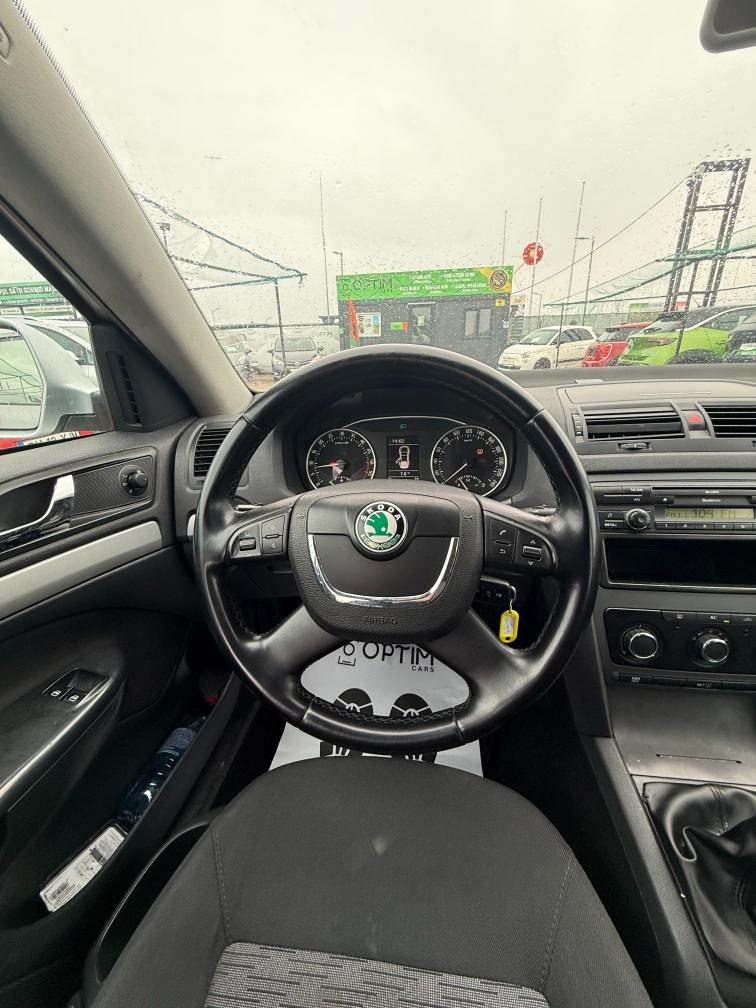Skoda Octavia 1.6 diesel 103 CP — poza 3