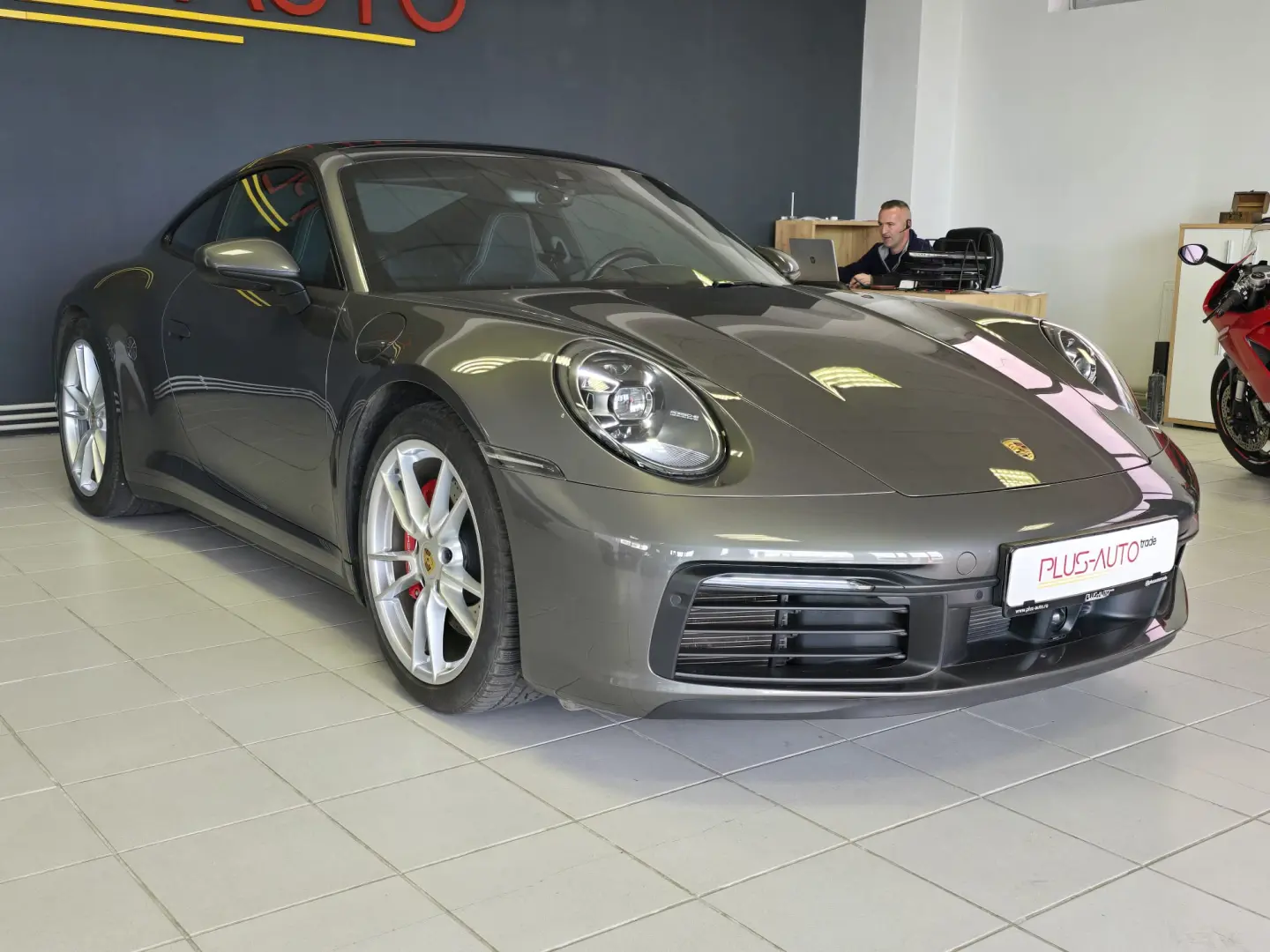 Porsche 911