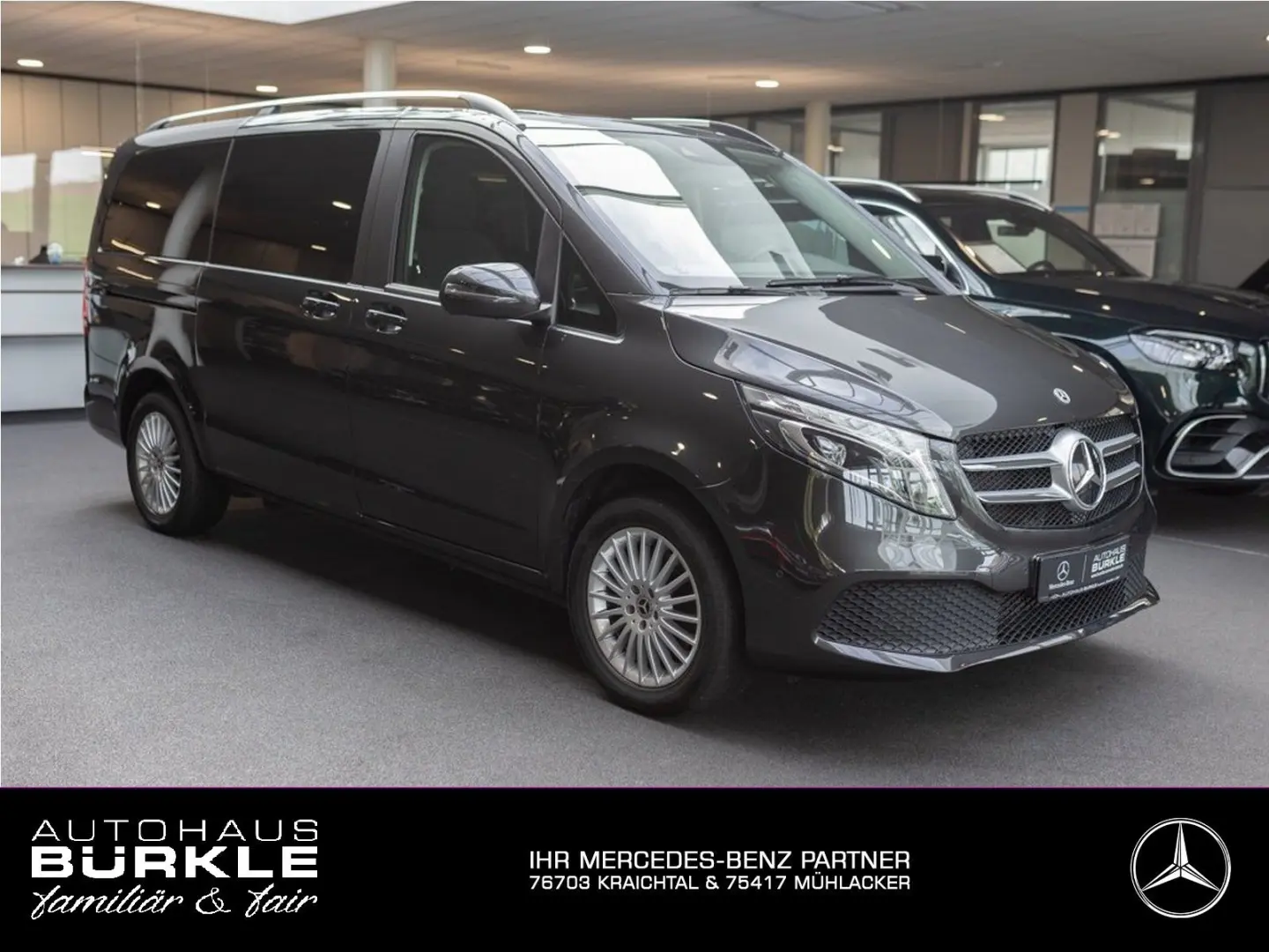 Mercedes-Benz V 220