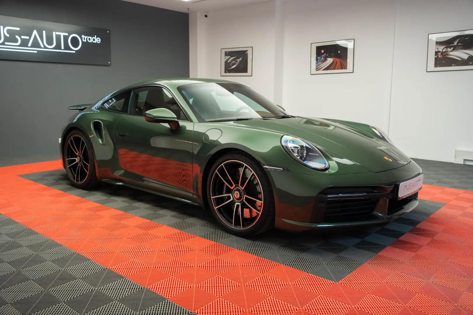 Porsche 911 992 Turbo Paint to Sample