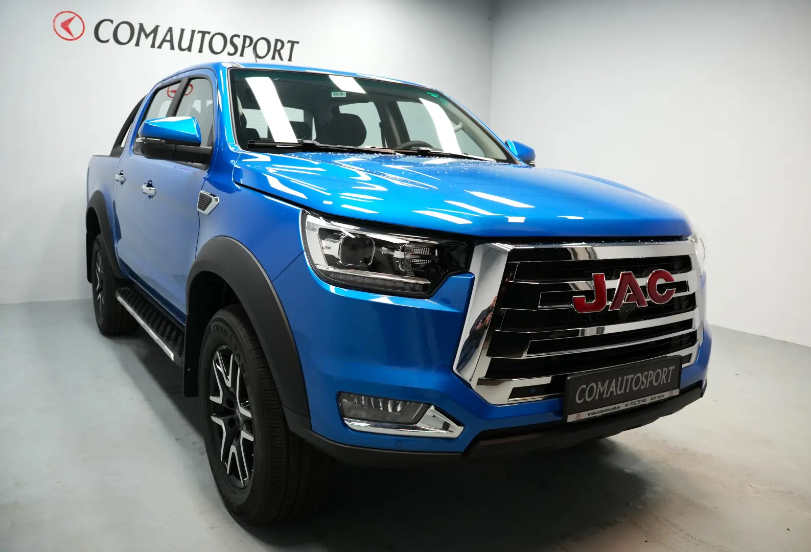 JAC 8 Pro