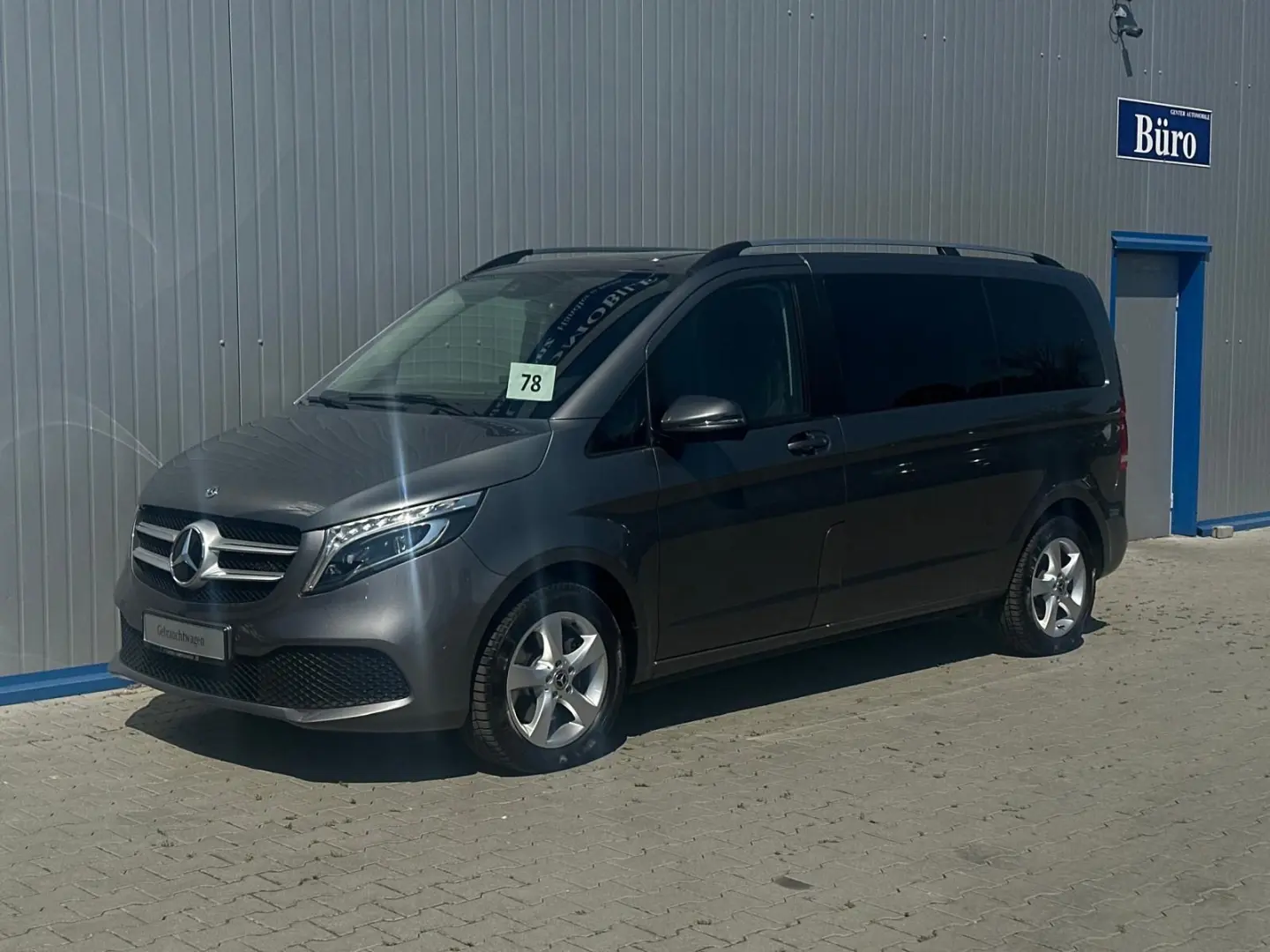 Mercedes-Benz V 250