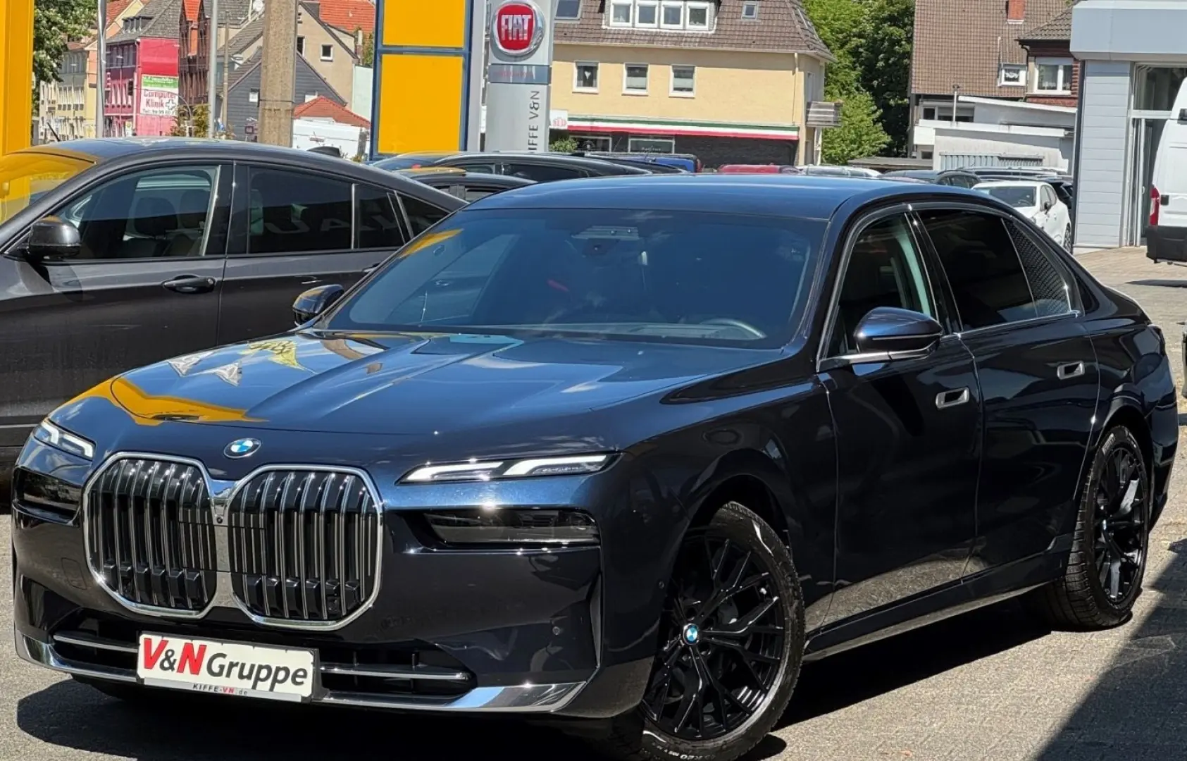BMW 740