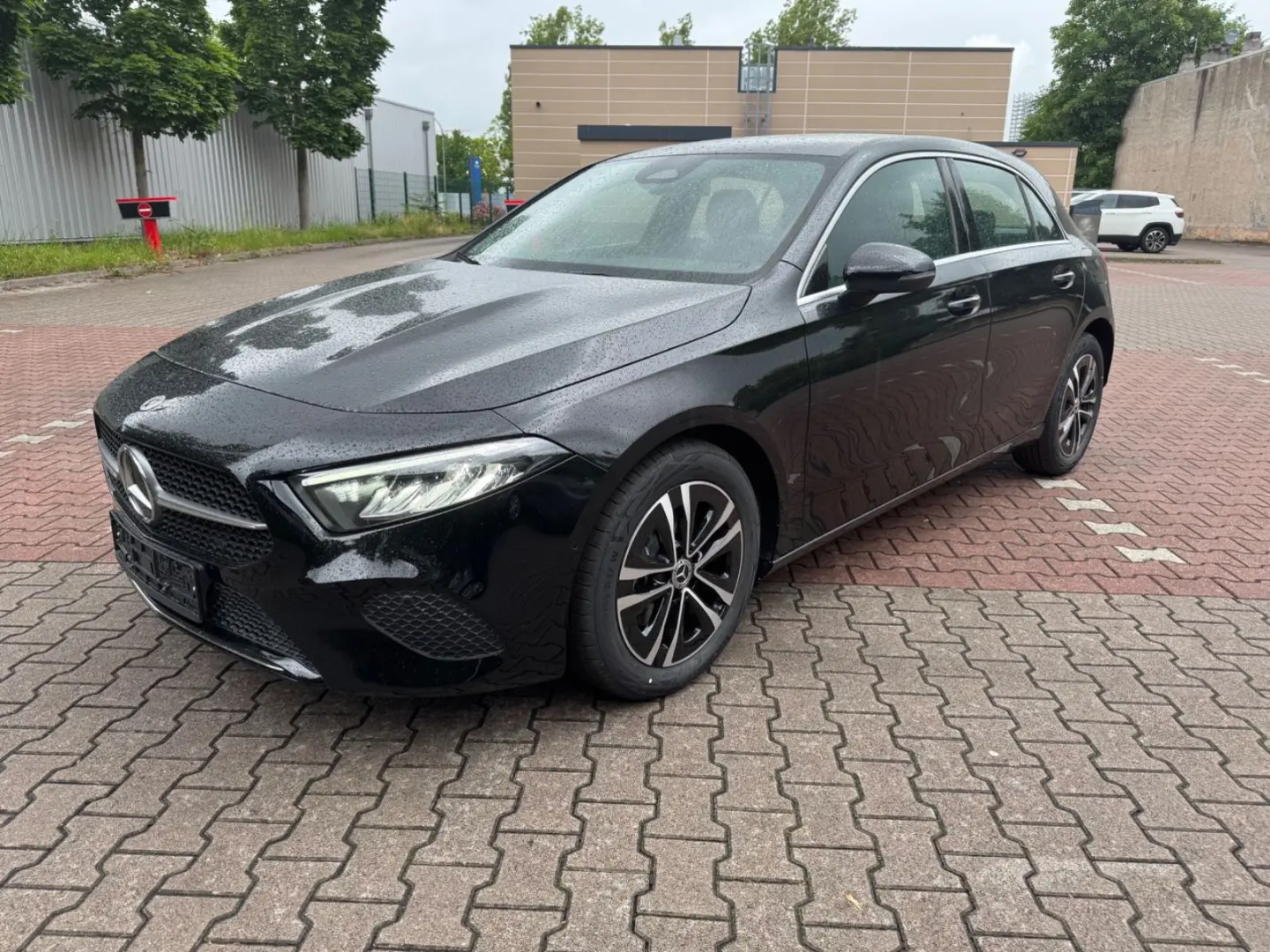 Mercedes-Benz A 180