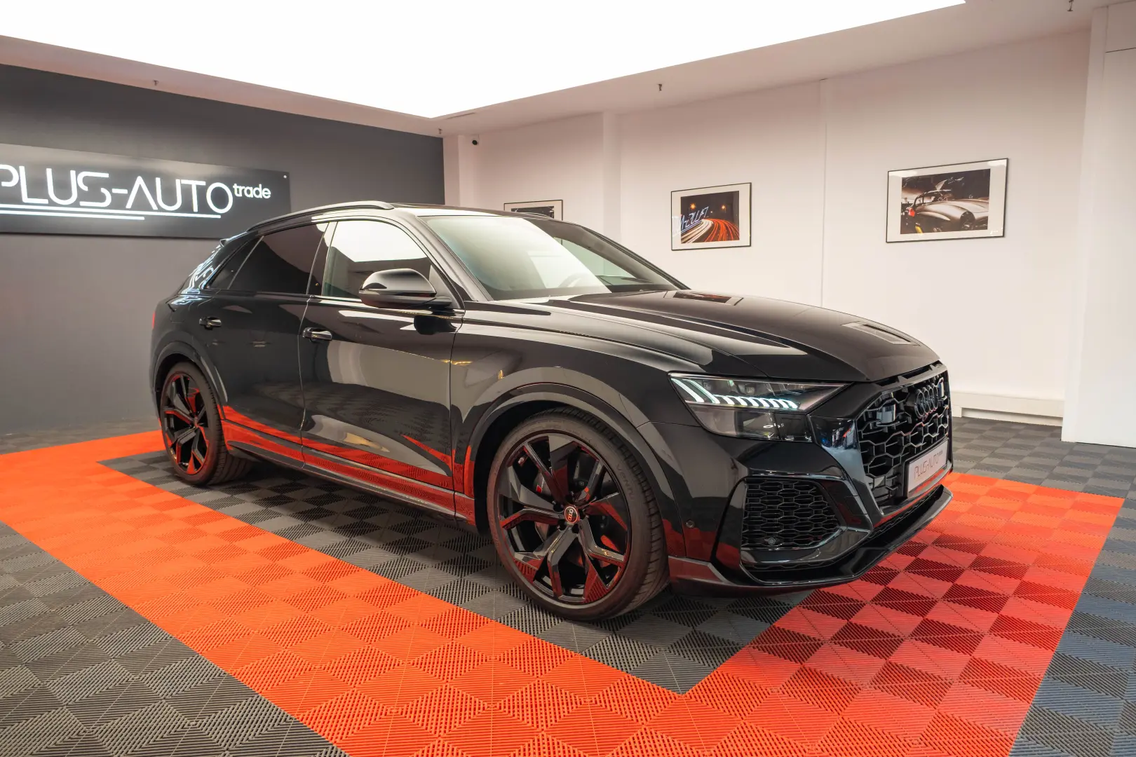 Audi Rsq8