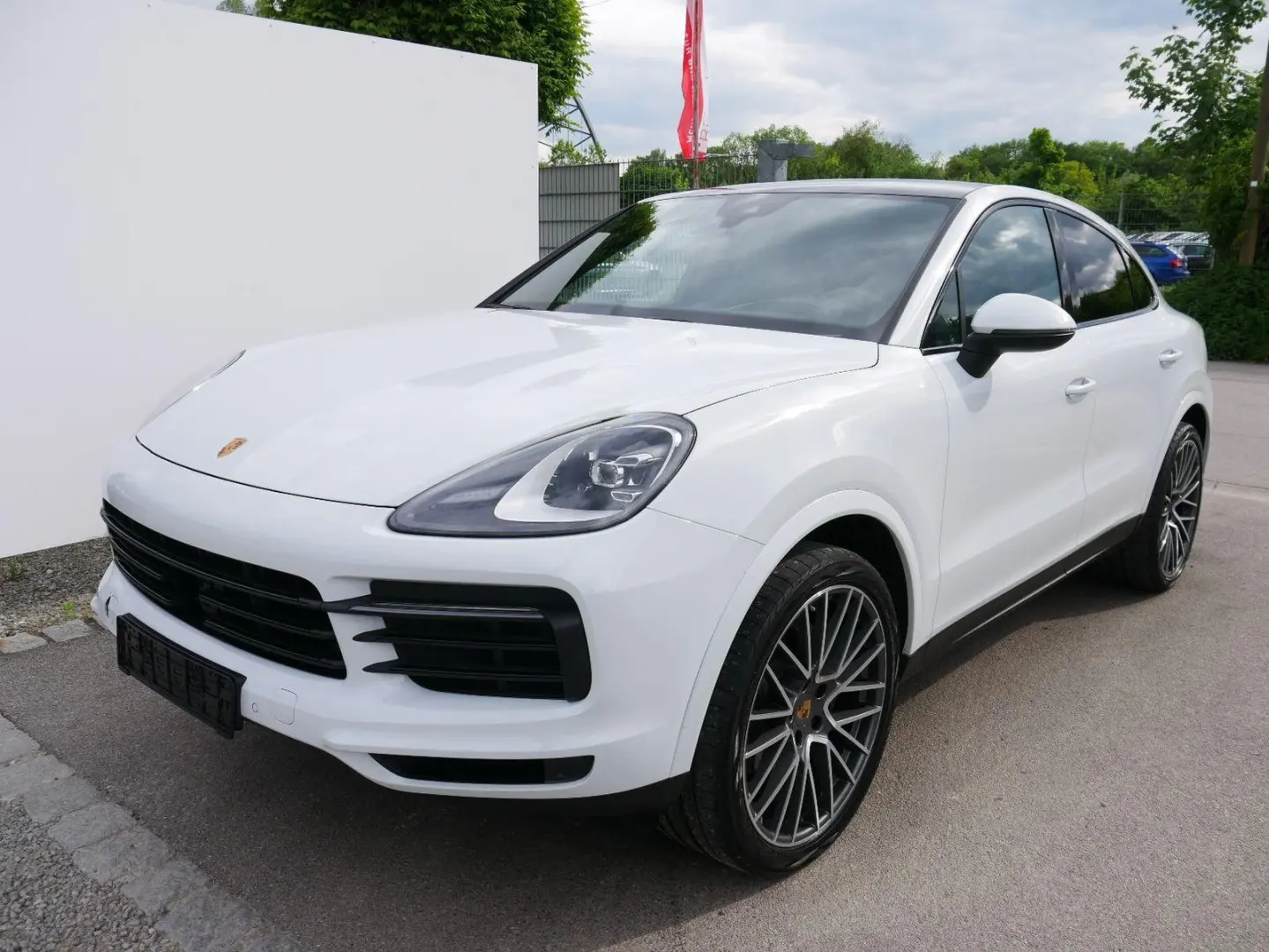 Cayenne Coupé LED SZH KAMERA AHK DAB NAVI PANO