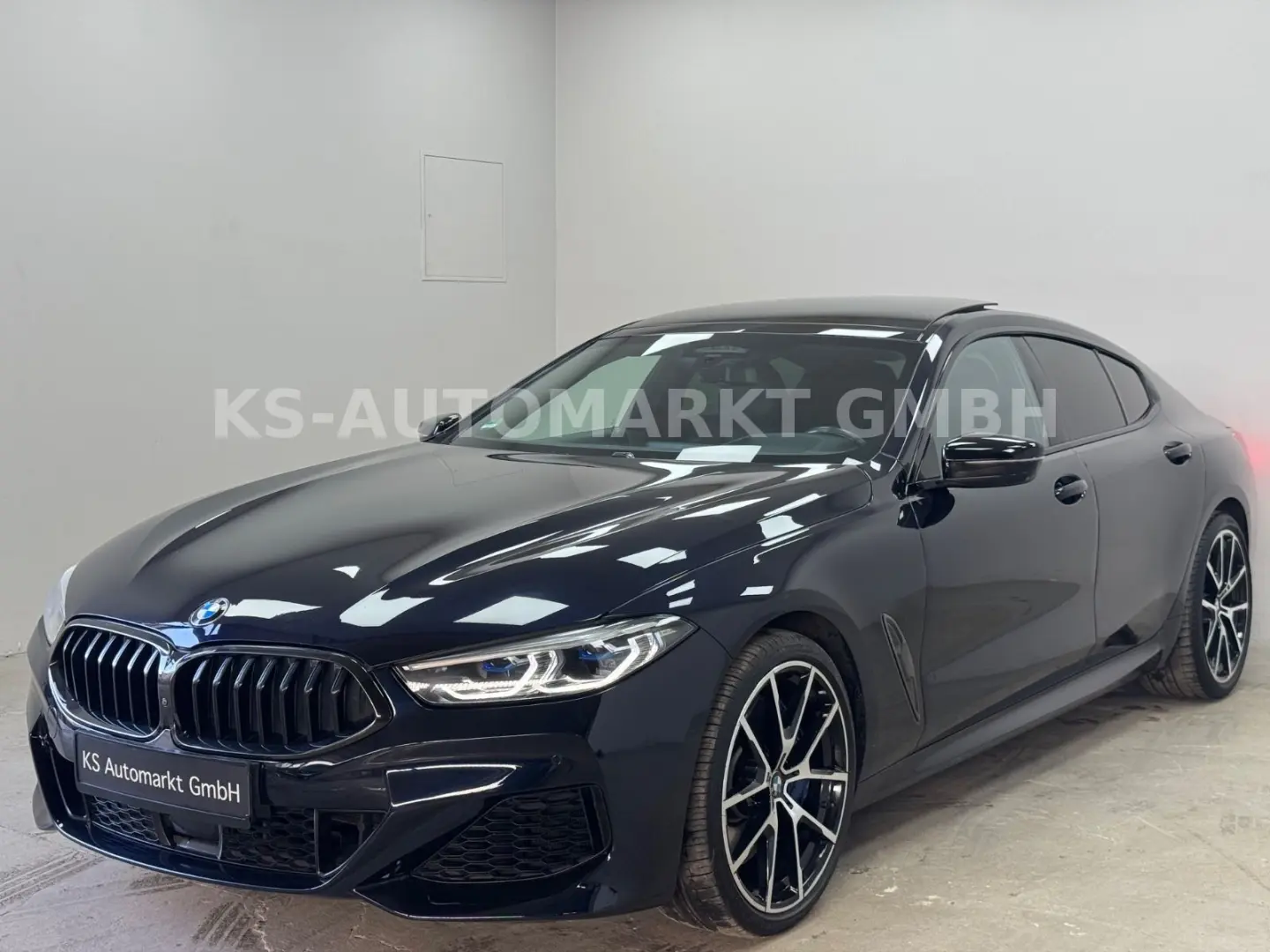 BMW M850