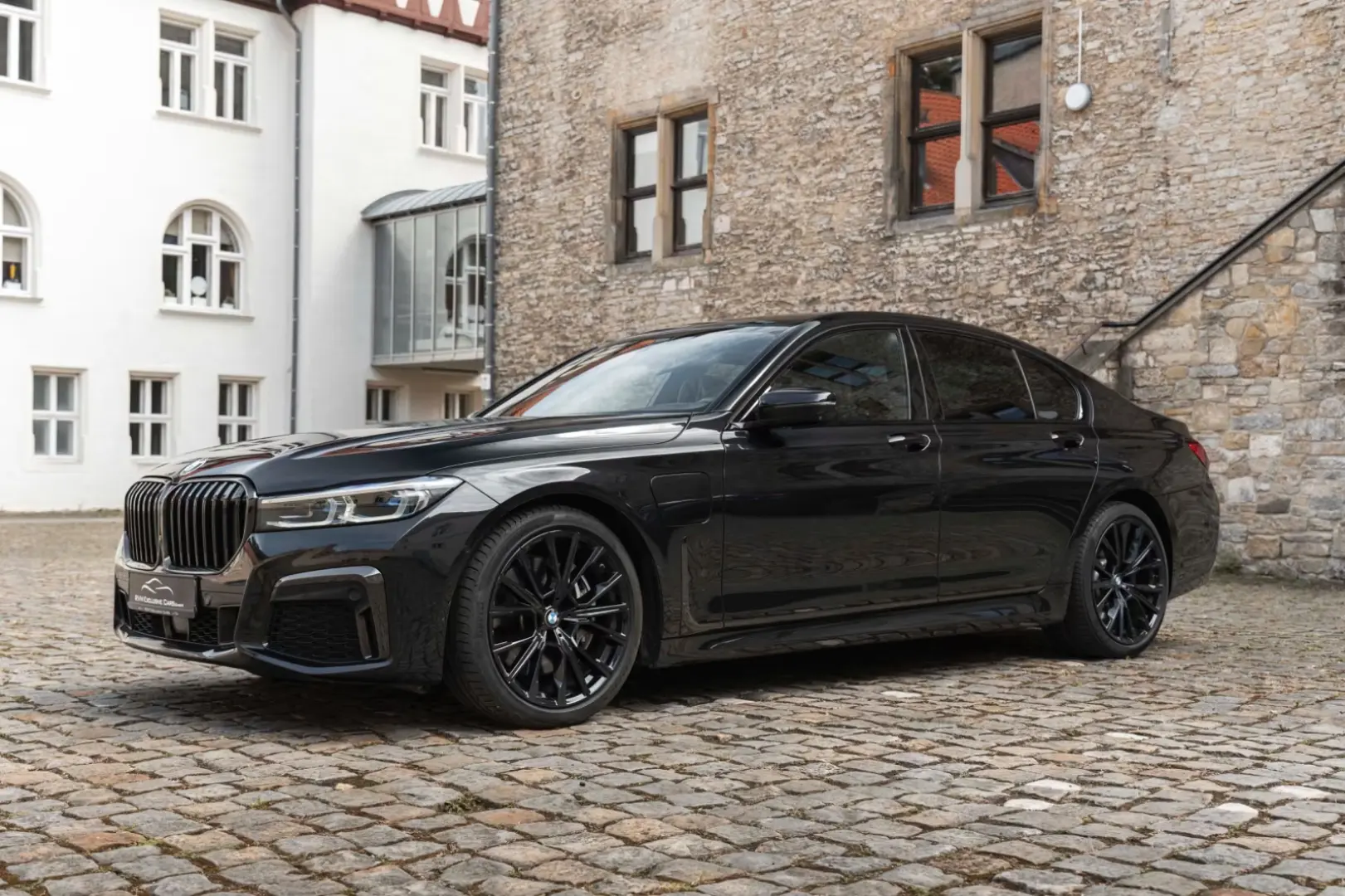 BMW 745