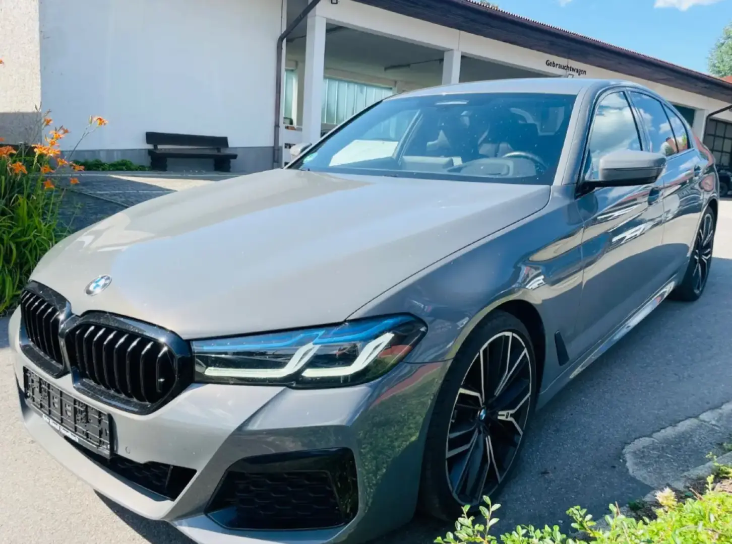 BMW 530