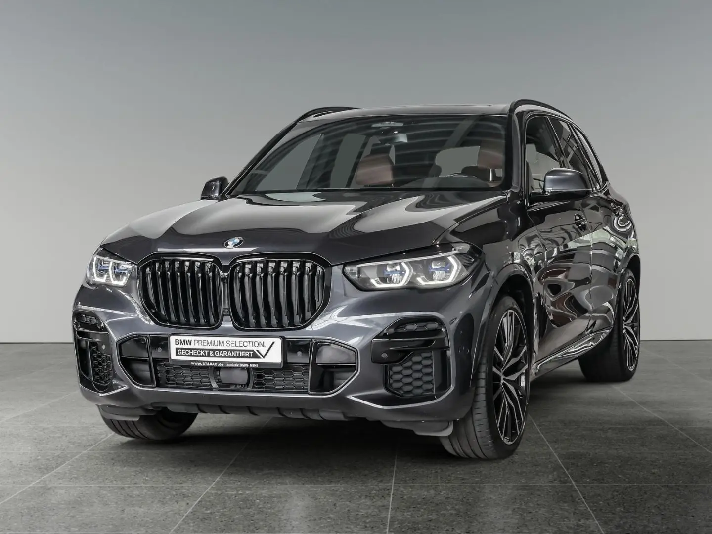 BMW X5 M50