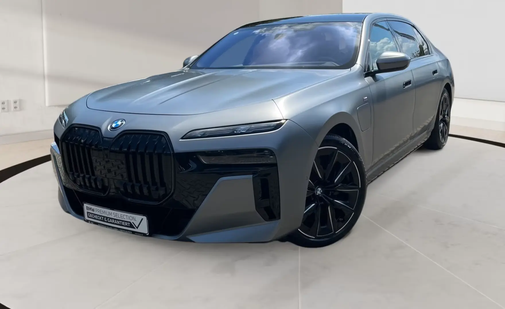 BMW 750