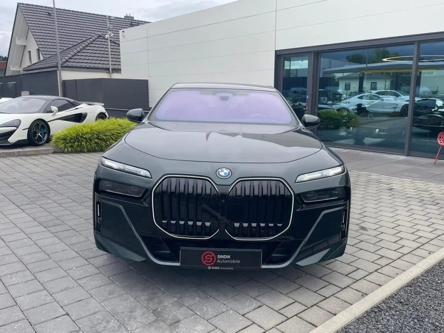 BMW 750