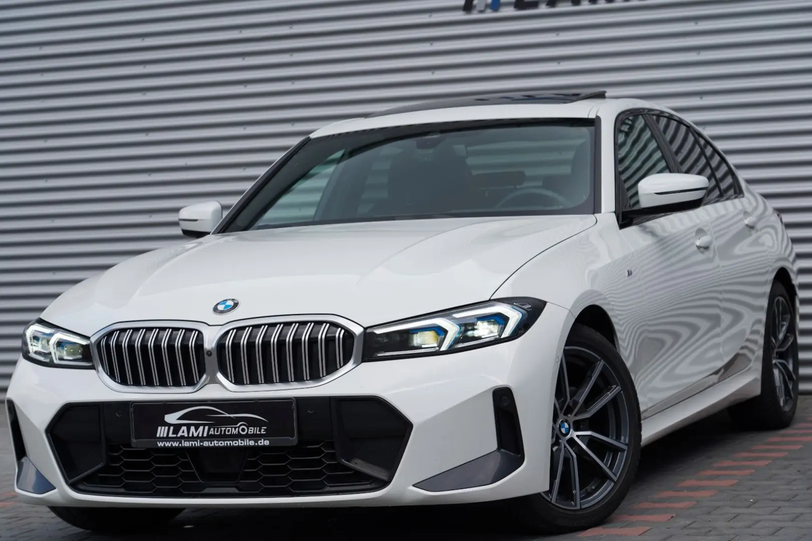 BMW 320