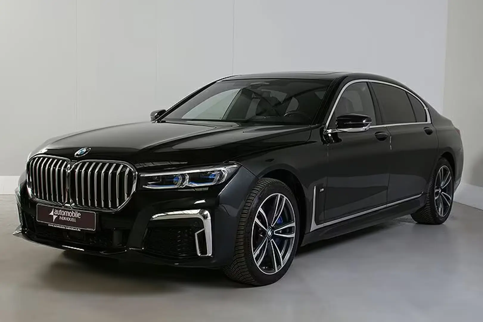 BMW 750