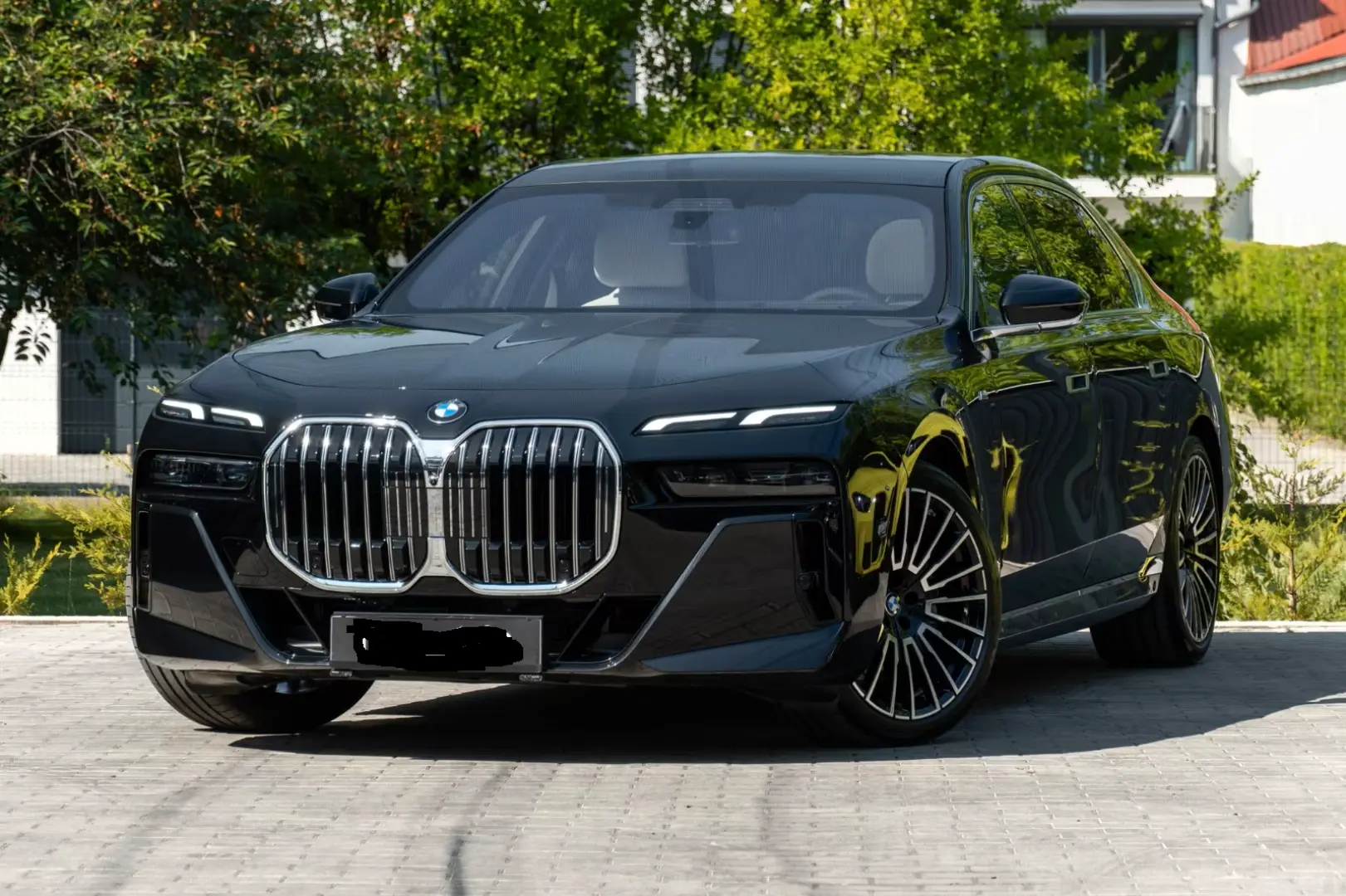 BMW 740