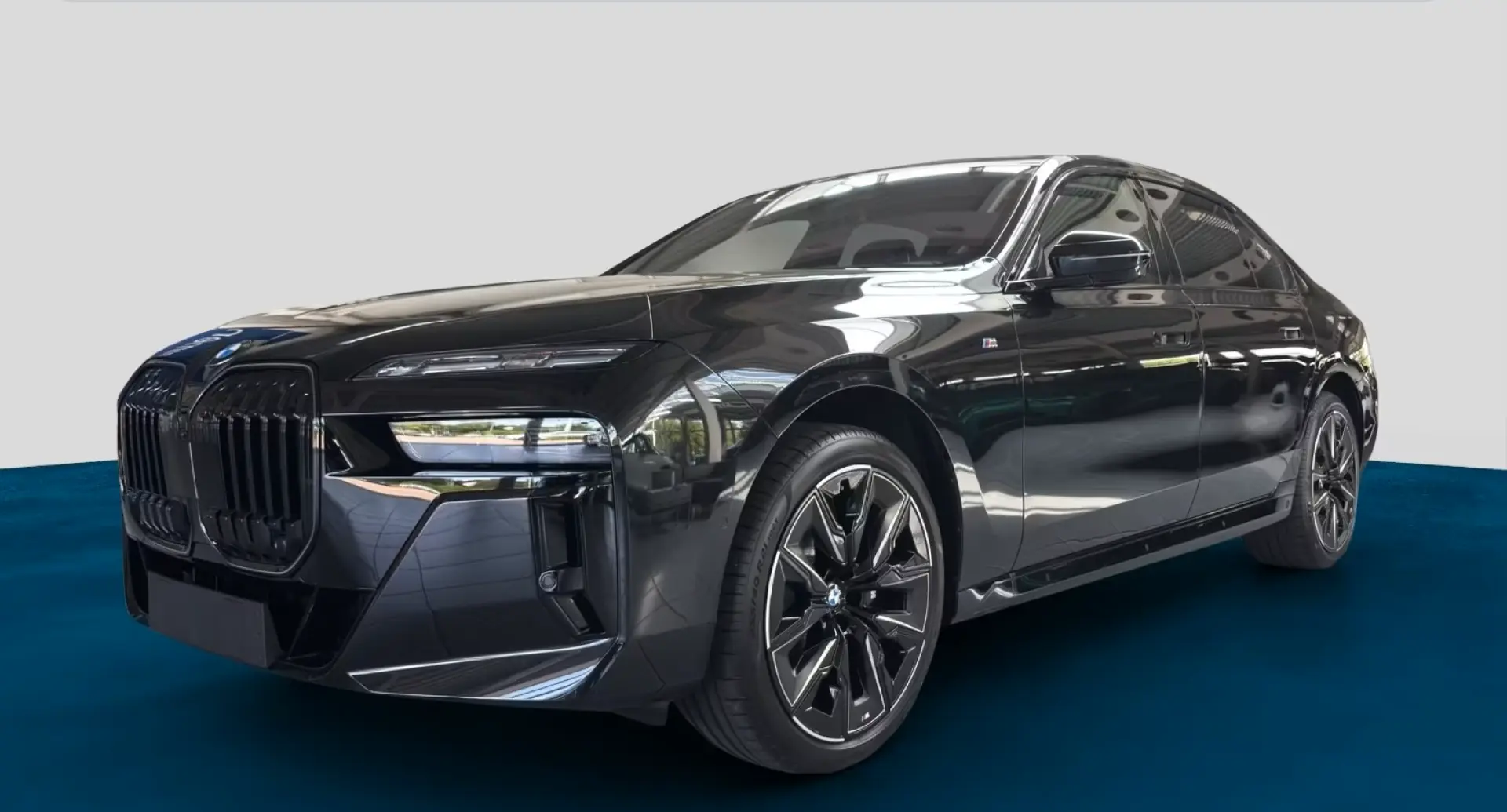 BMW 740