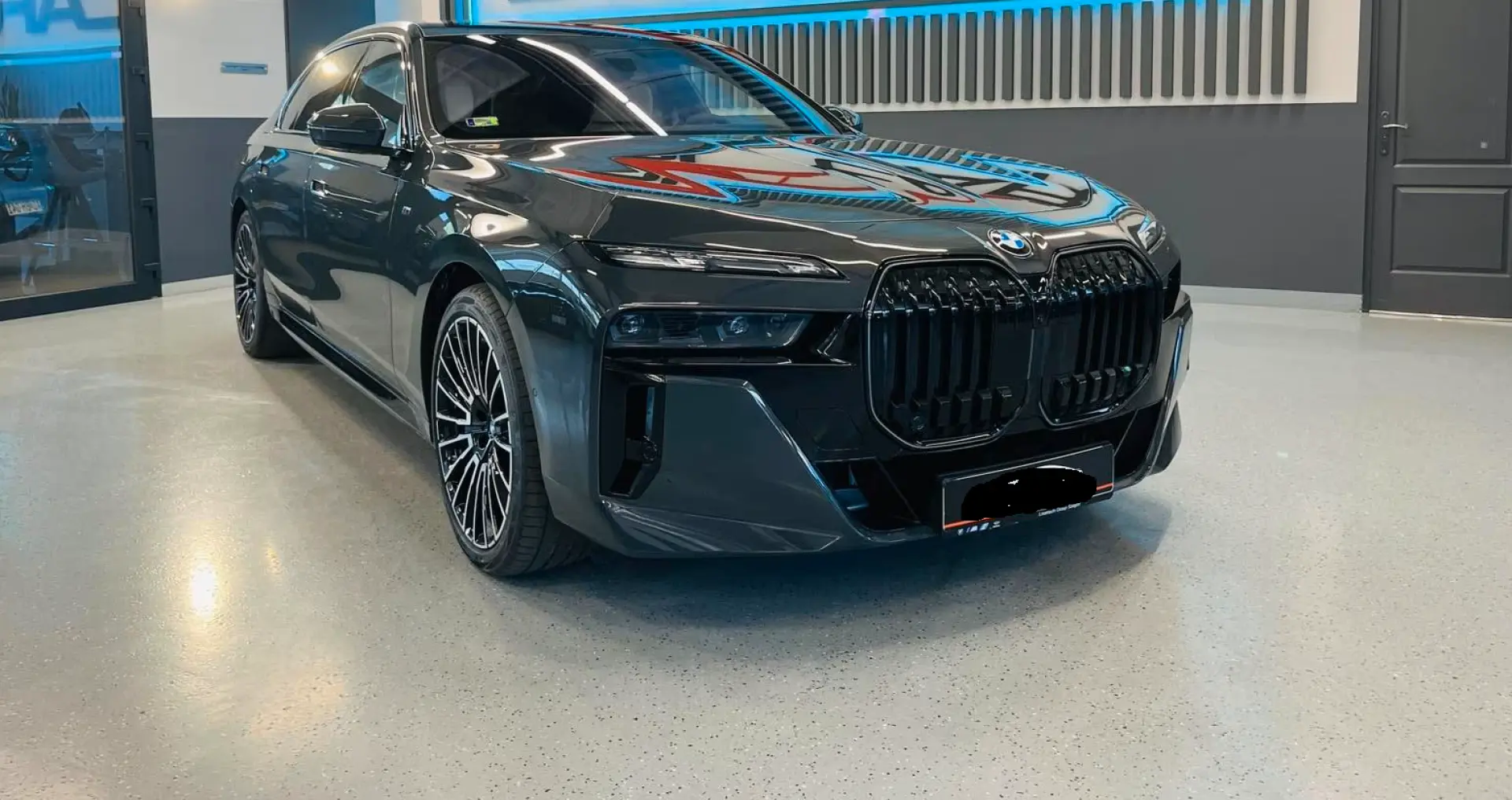 BMW 740