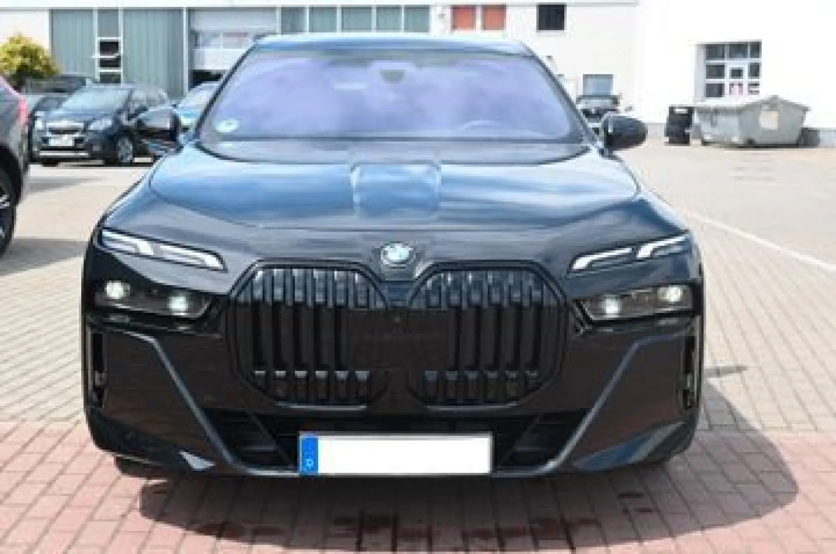 BMW 740
