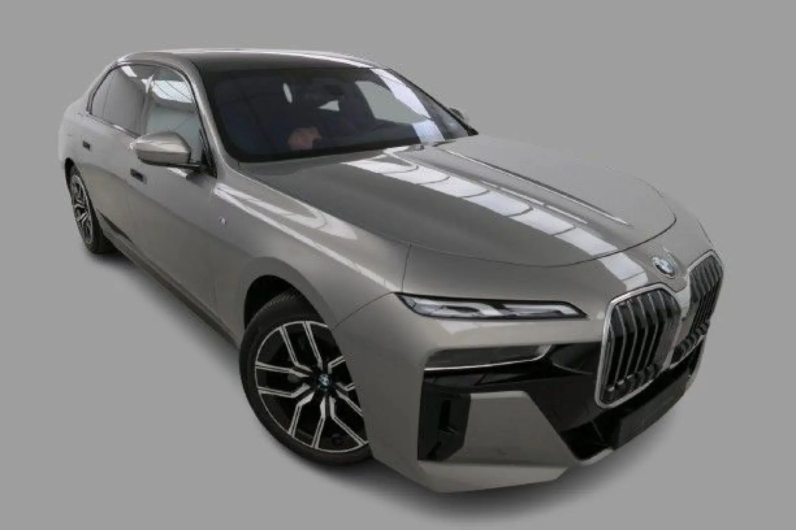 BMW 740