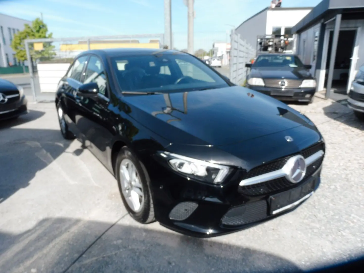 Mercedes-Benz A 200