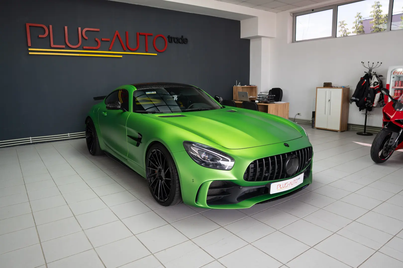 Mercedes-Benz Amg Gt R