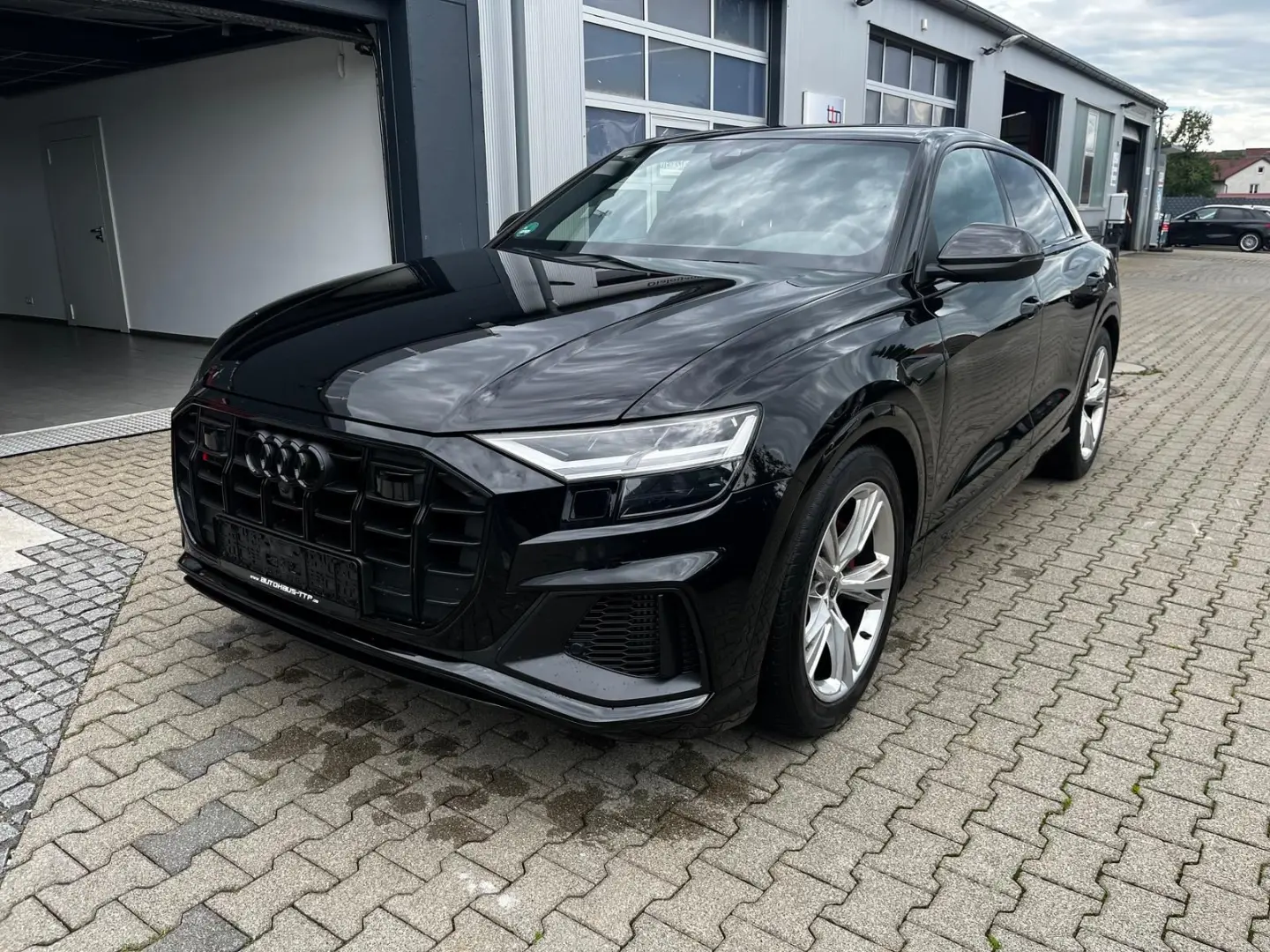 Audi Sq8
