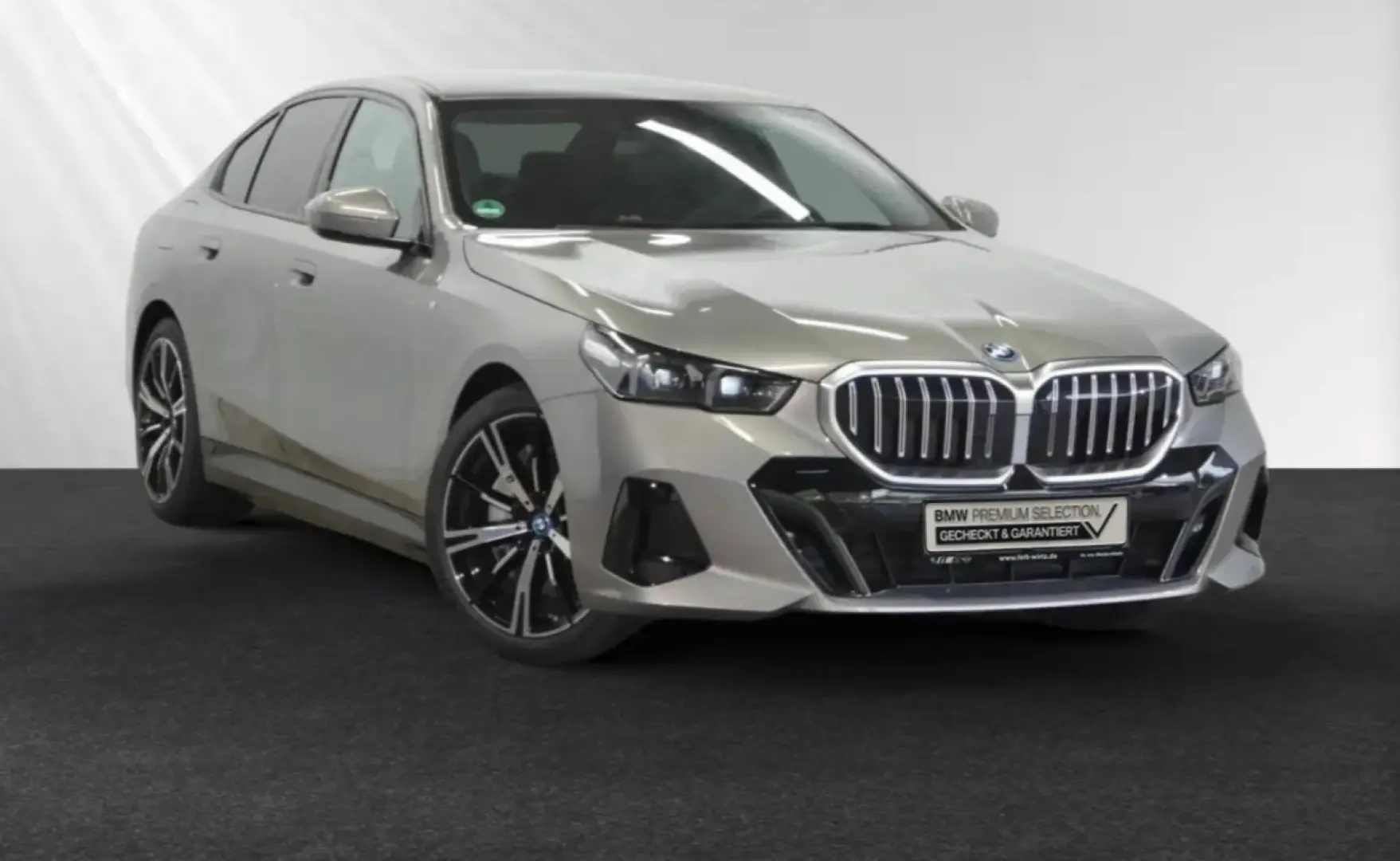 BMW 550