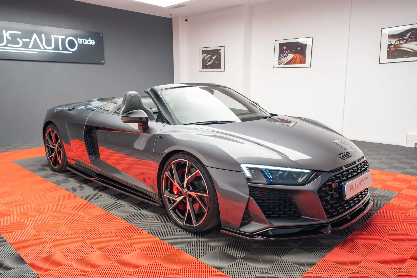 Audi R8