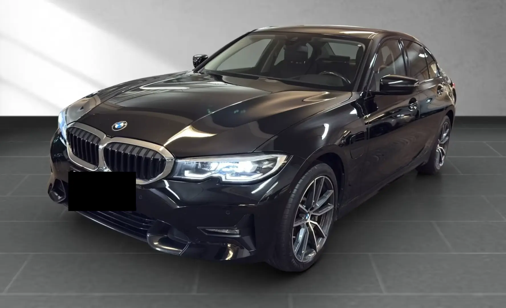 BMW 330