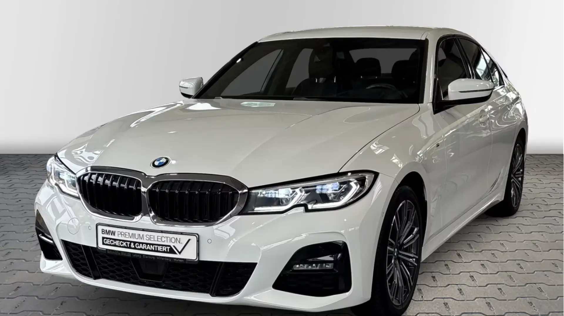 BMW 320